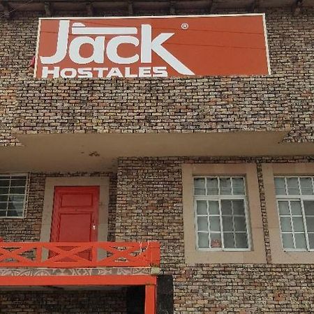 Jack Hostales Leon Bagian luar foto